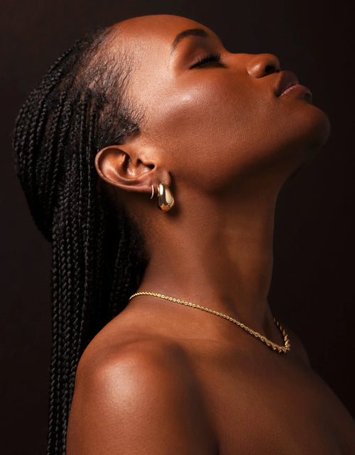 Load image into Gallery viewer, Gold Cloud Earrings
