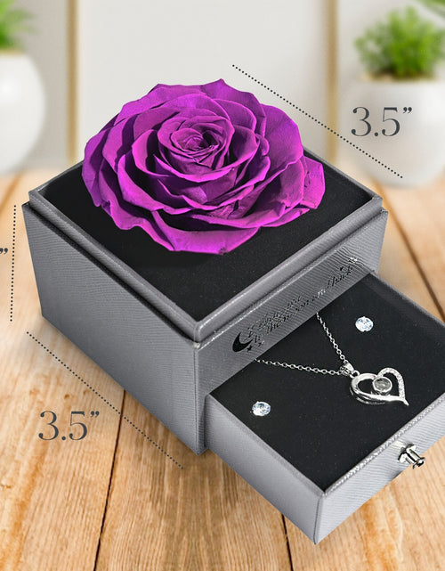 Load image into Gallery viewer, Glamour Boutique Preserved Rose in a Box with I Love You Necklace in 100 Languag
