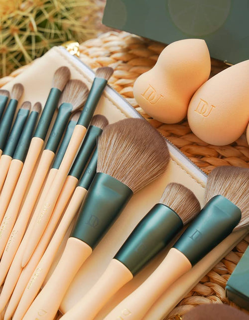 Load image into Gallery viewer, Makeup Brushes 14Pcs with 3Pcs Makeup Spong &amp; Cosmetic Bag - Lime Mojito Series Makeup Brush Set for Foundation Blending Face Powder Blush Concealers Eye Shadows
