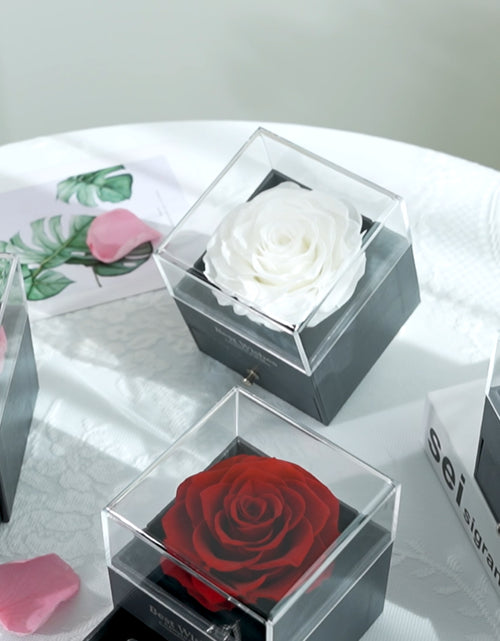 Load image into Gallery viewer, Glamour Boutique Preserved Rose in a Box with I Love You Necklace in 100 Languag
