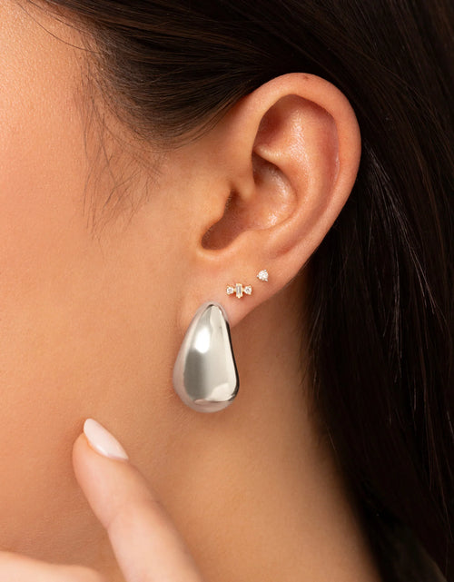 Load image into Gallery viewer, Gold Cloud Earrings
