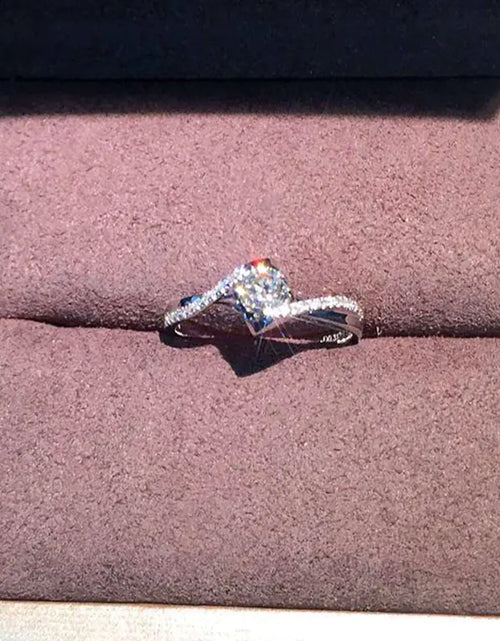 Load image into Gallery viewer, 18K Gold Diamond Custom Ring for Women, Angel Kiss

